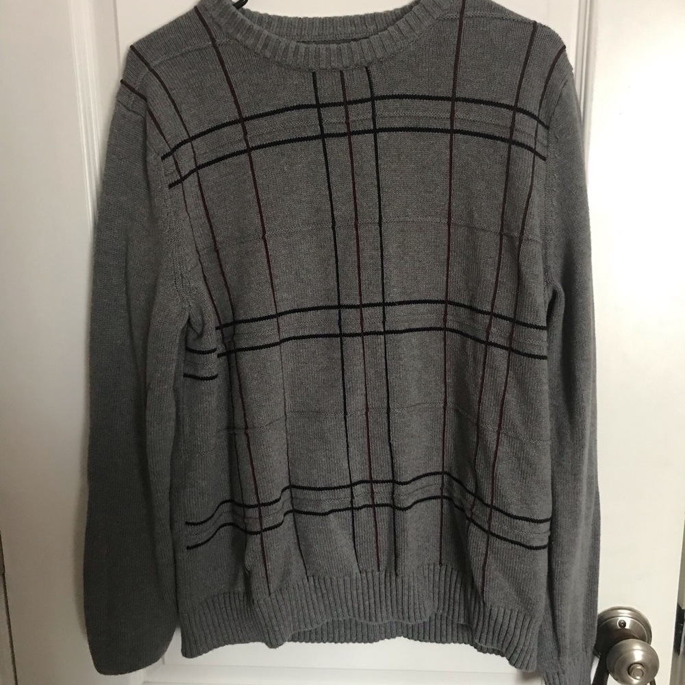 grey sweater